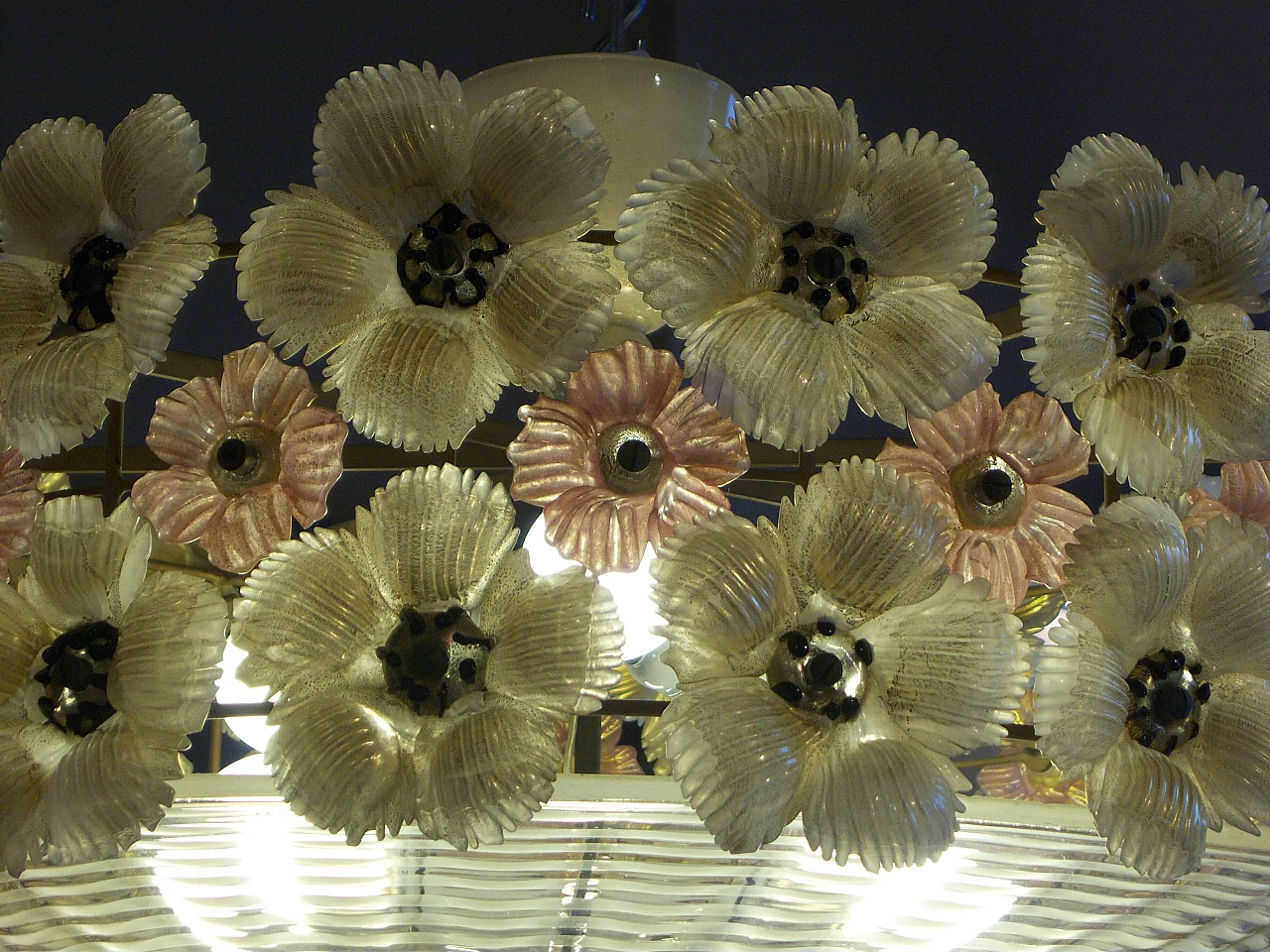 Plafoniera con fiori in vetro di Murano di Barovier & Toso, anni '50 7