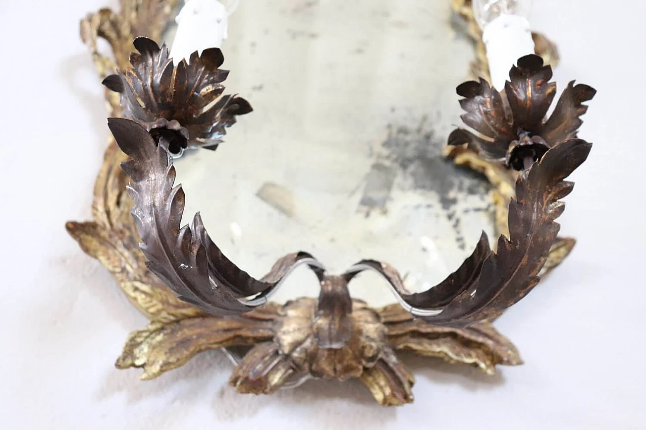 Coppia di applique con specchio in legno dorato, anni '20 11