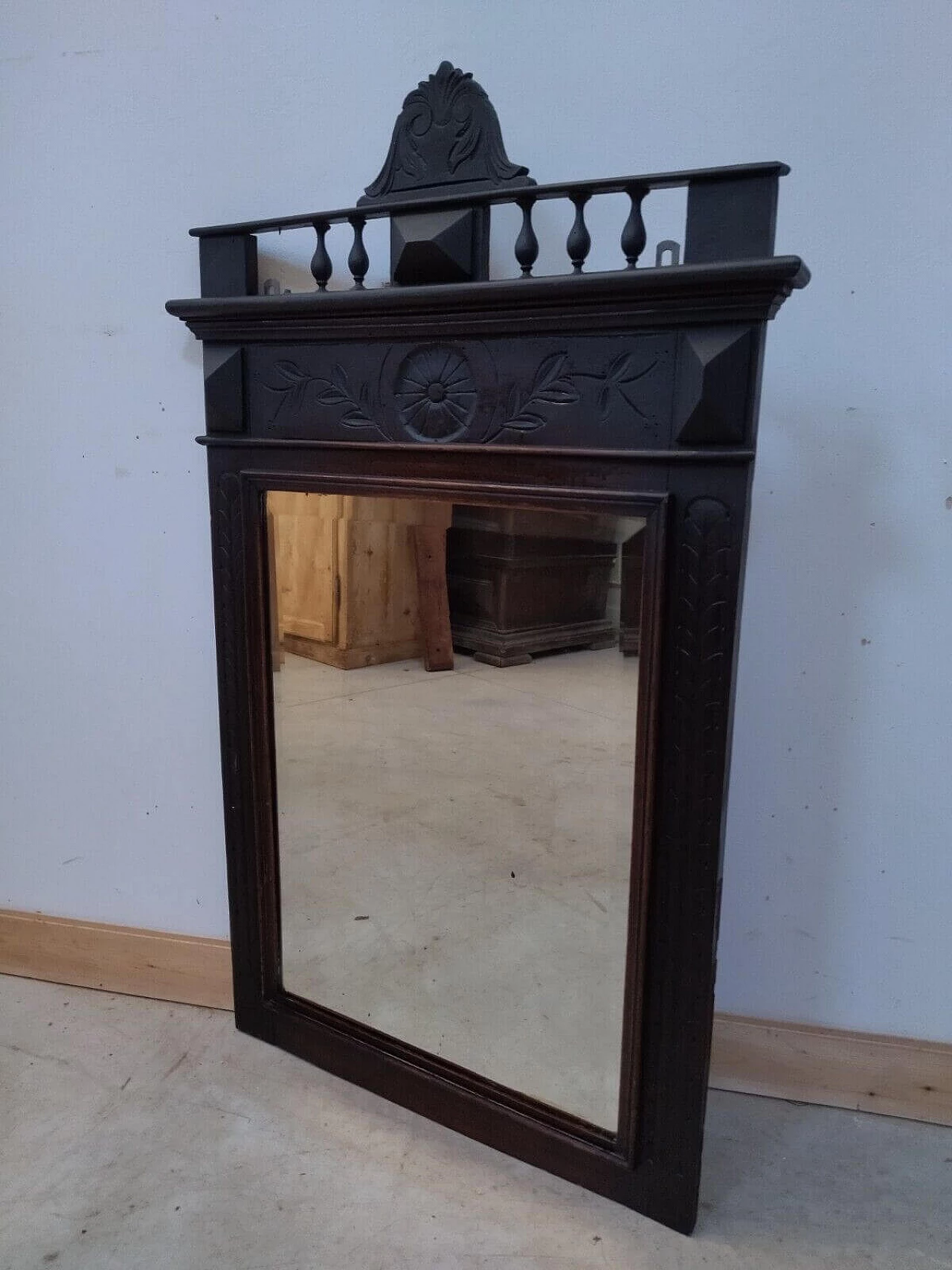 Specchiera in legno di noce, primo '900 5