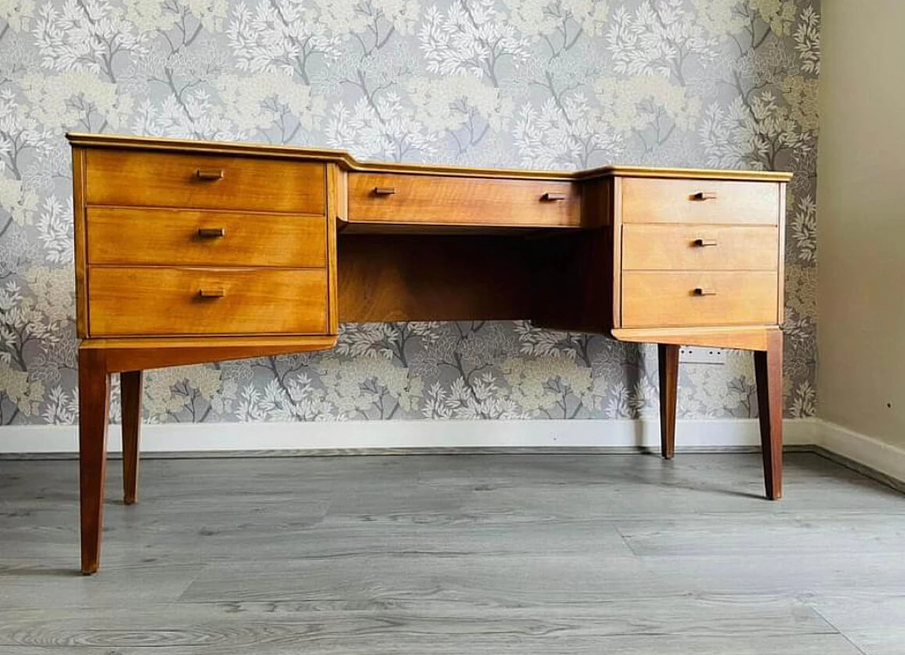 Scrivania inglese in teak con cassetti, anni '50 2
