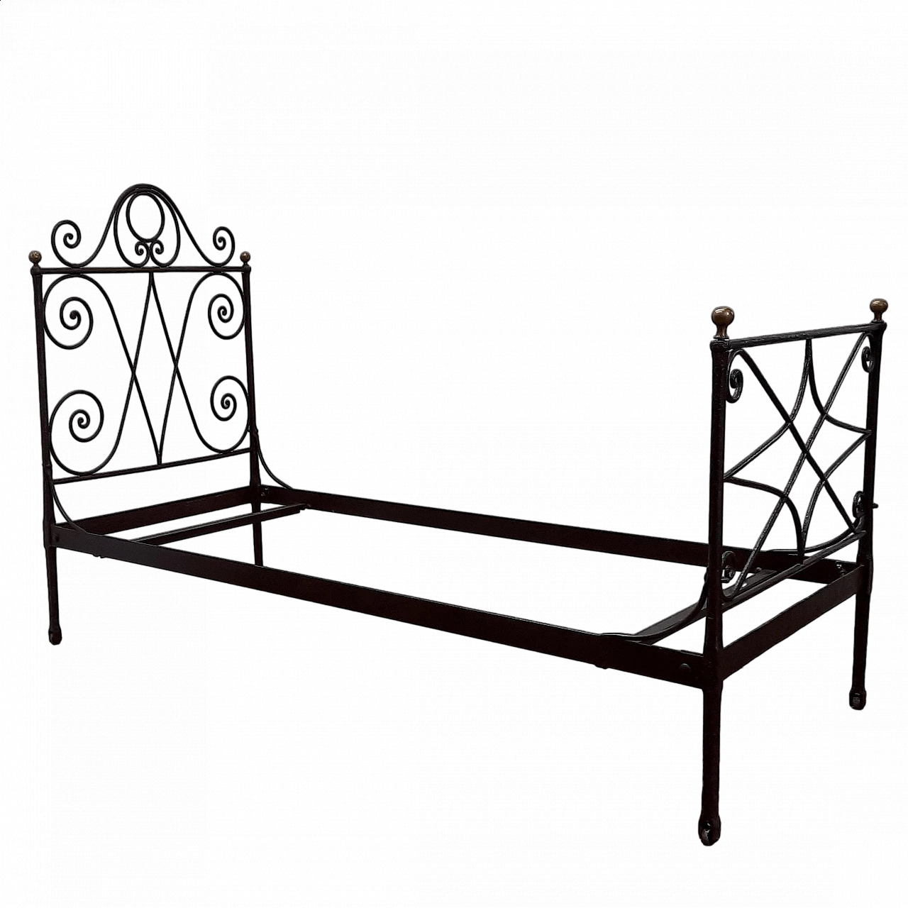 Wrought iron single bed, early 20th century 14