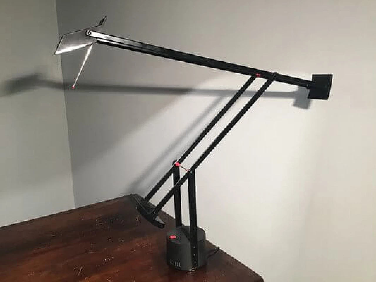 Tizio table lamp by Richard Sapper for Artemide, 1980s 2
