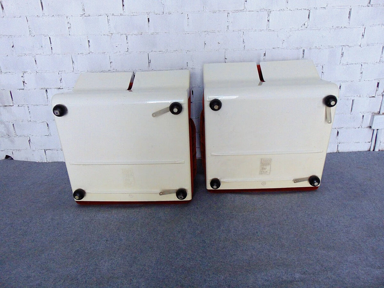 Pair of Amanta armchairs by Bellini for B&B Italia, 1970s 9