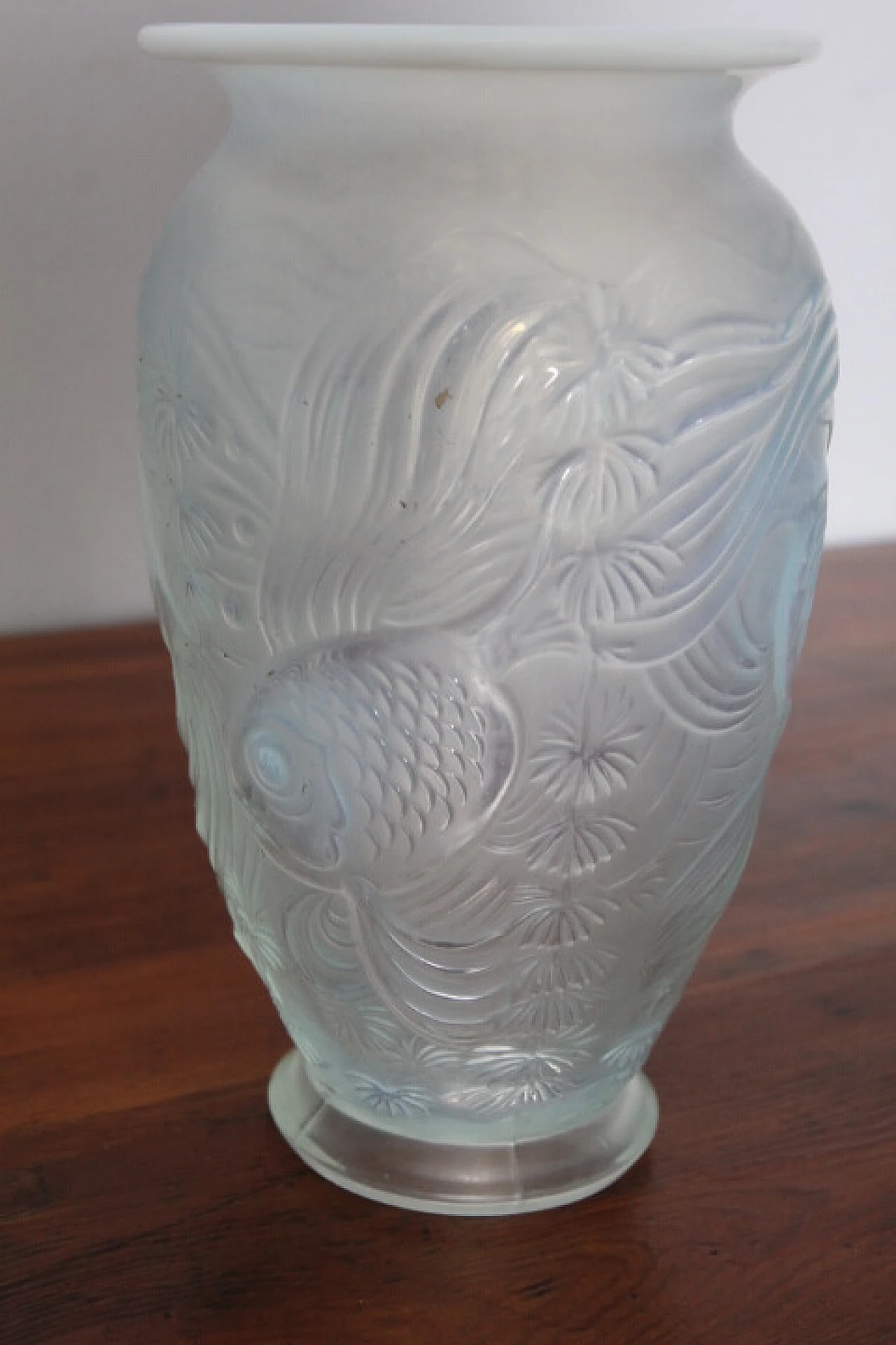 Iridescent opaline glass vase, 1930s 6