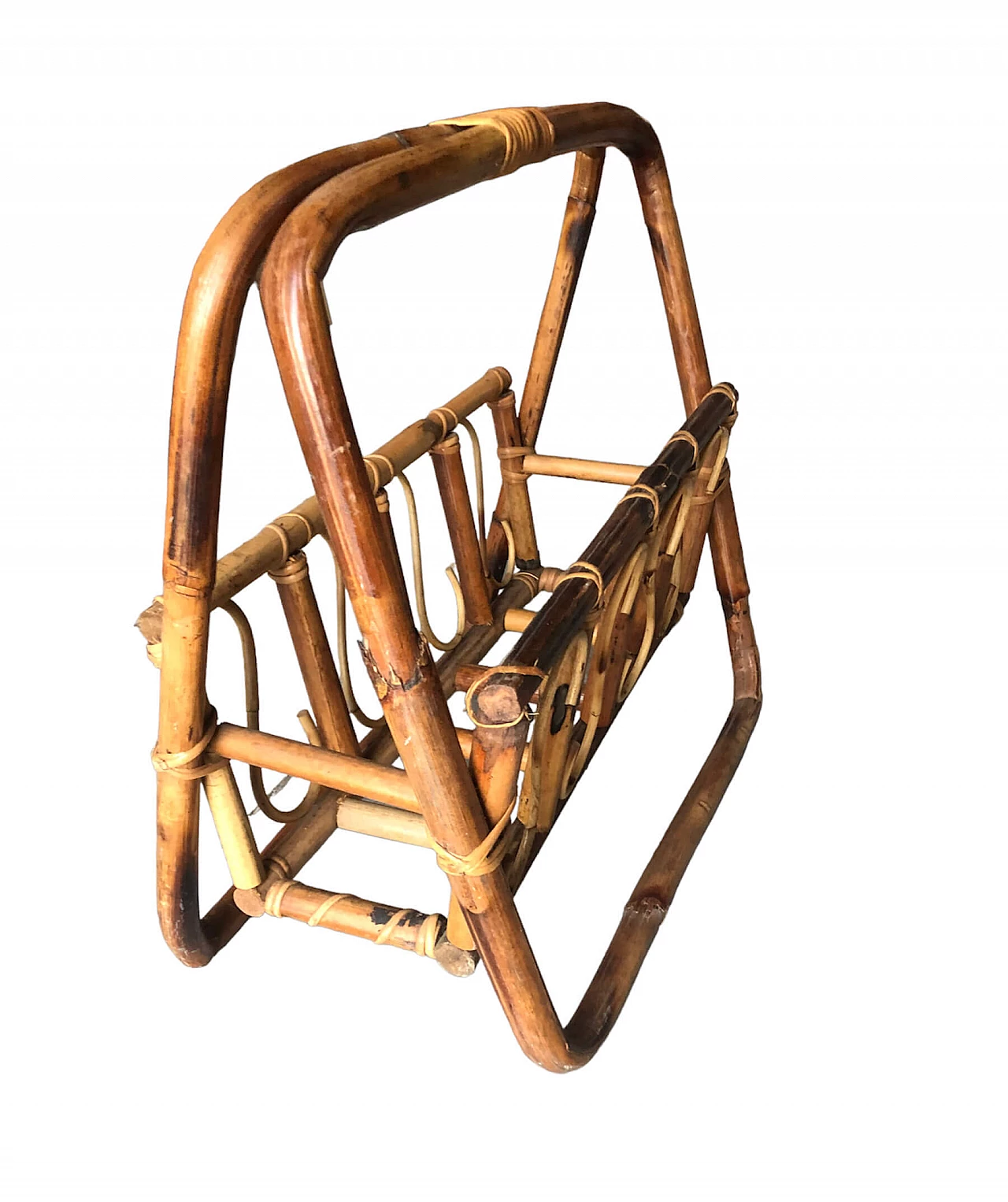 Pair of wicker covers and a magazine rack, 1970s 4