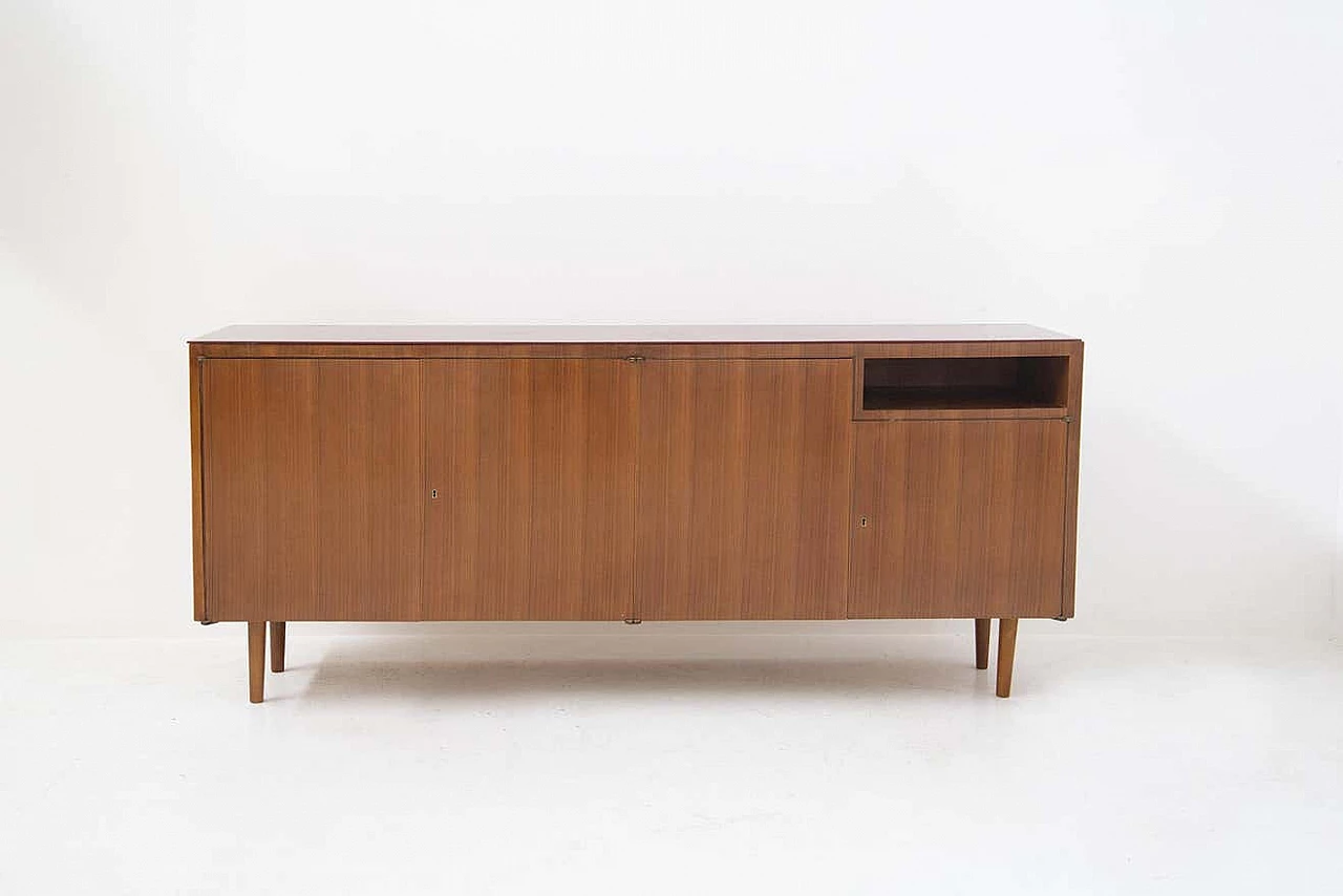 Credenza in legno con piano in vetro rosso di Melchiorre Bega, anni '50 4