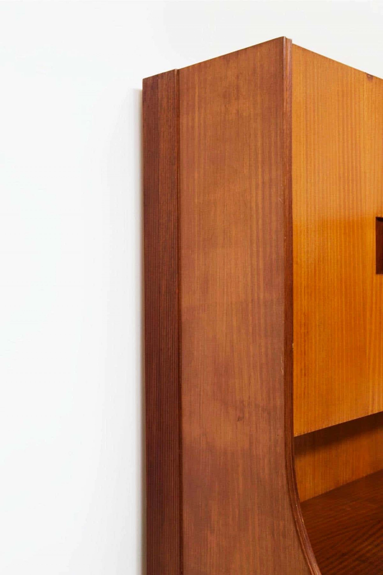 Mobile in legno attribuito a Gio Ponti, anni '50 6