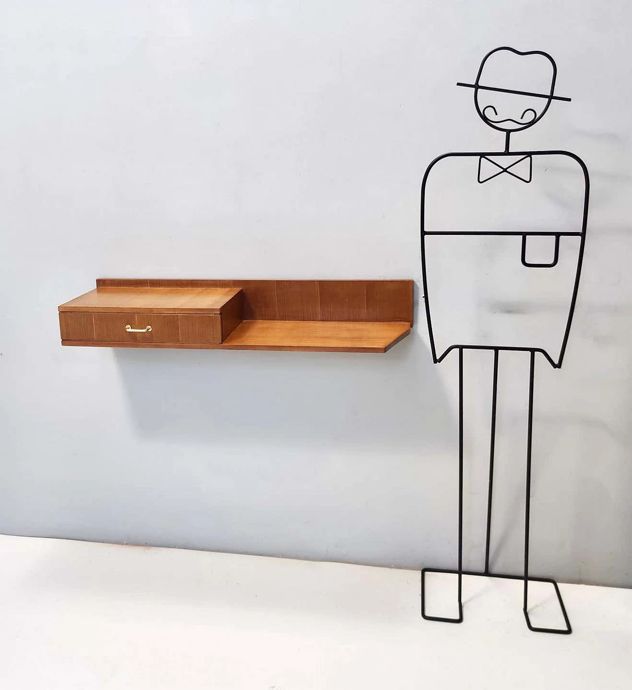 Wall-mounted console table in beech and oak in the style of Ico Parisi, 1950s 9