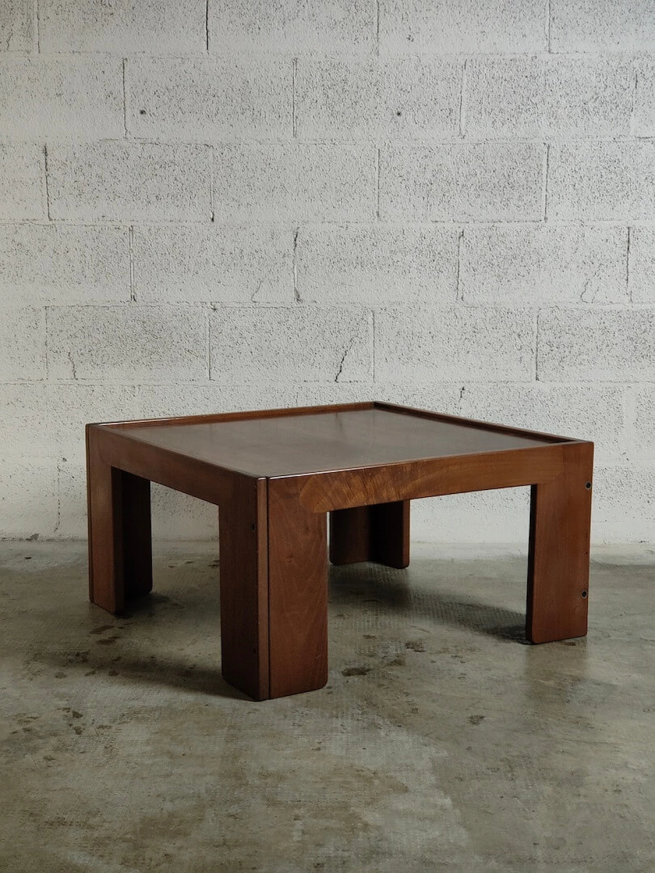 Wooden coffee table by Afra and Tobia Scarpa for Cassina, 1970s 4