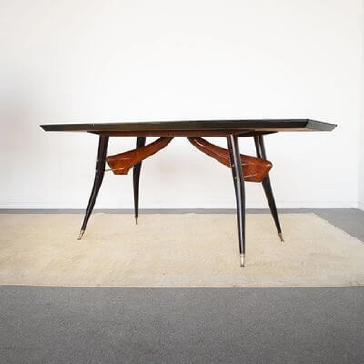 Walnut table with black lacquered wood frame, 1960s 11
