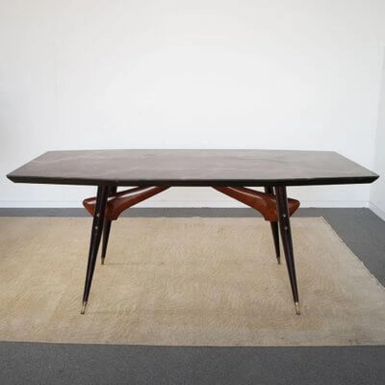 Walnut table with black lacquered wood frame, 1960s 14