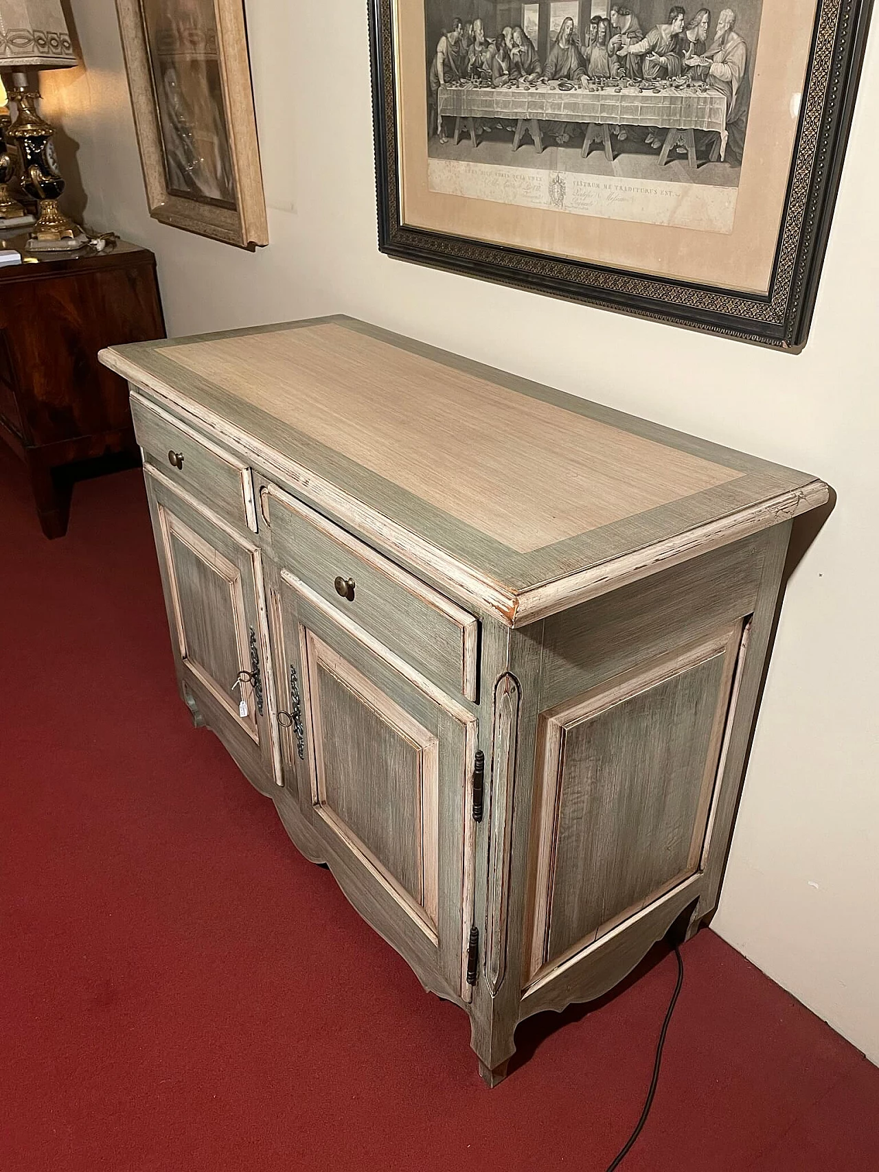 Credenza in stile provenzale laccata verde e beige decapata, inizio '900 4