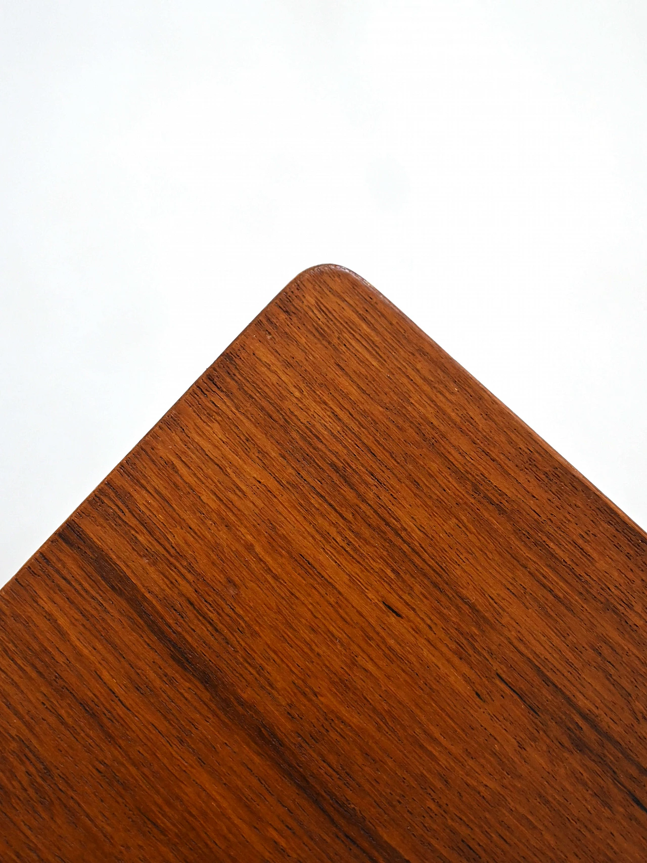 Tavolino in legno con base in metallo, anni '60 5