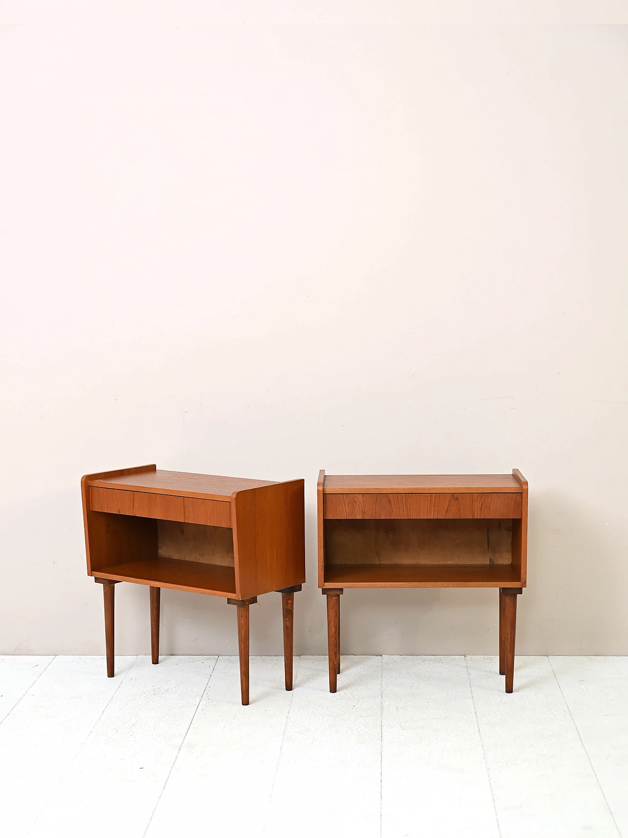Pair of teak bedside tables with compartment shelf, 1950s 2