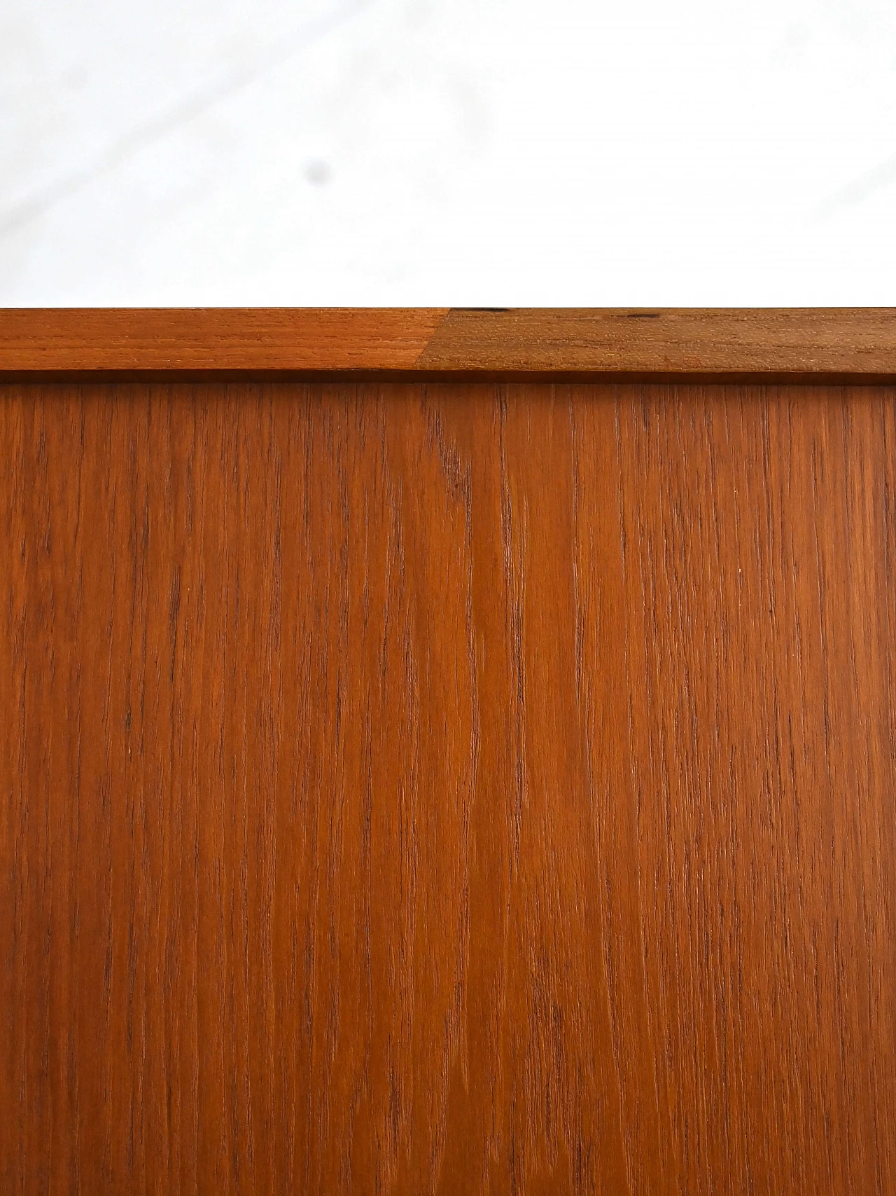 Pair of teak bedside tables with compartment shelf, 1950s 10
