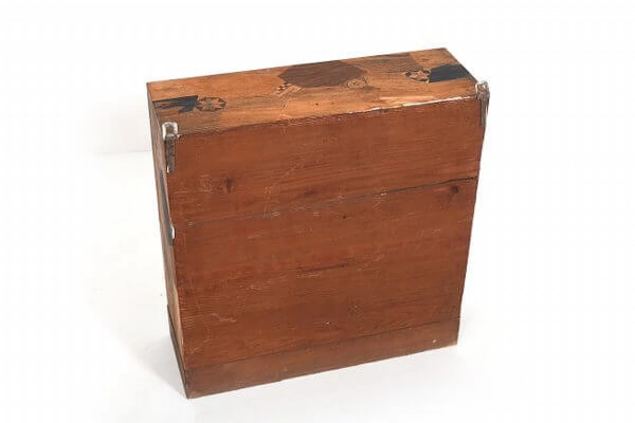 Tansu dresser in inlaid wood, 1920s 17