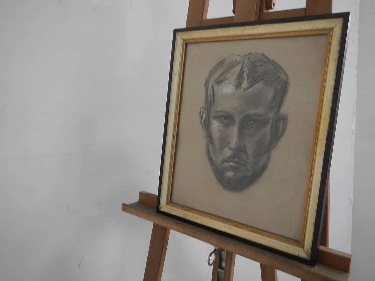 Mina Anselmi, Volto di uomo, carboncino su compensato, anni '40 2