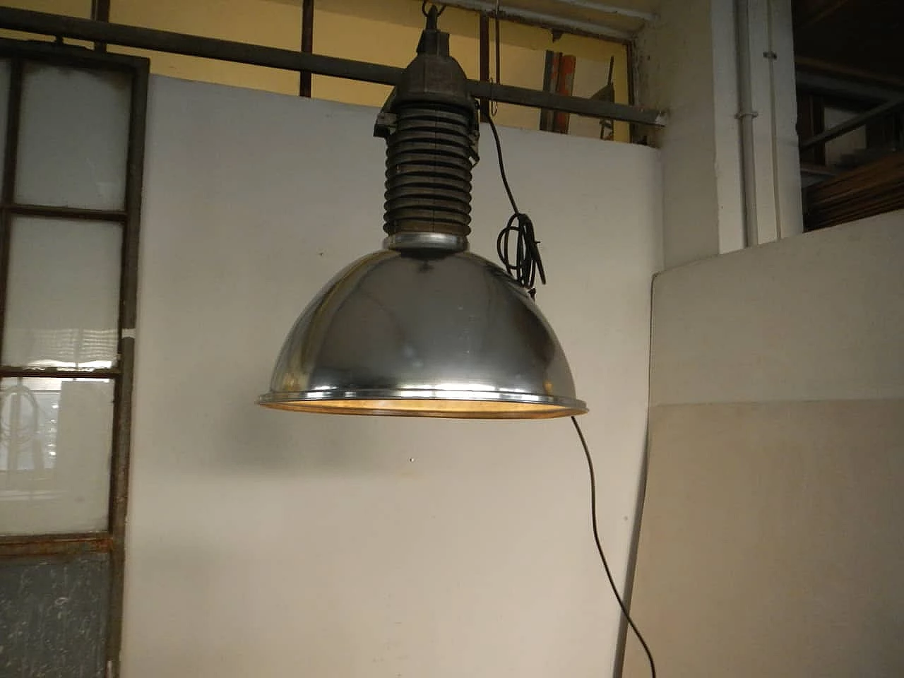 Lampada a sospensione in metallo di Philips, anni '50 4