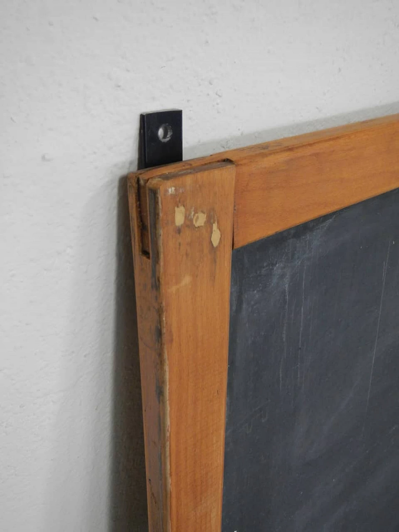 Slate and beech wall-mounted school blackboard, 1980s 6