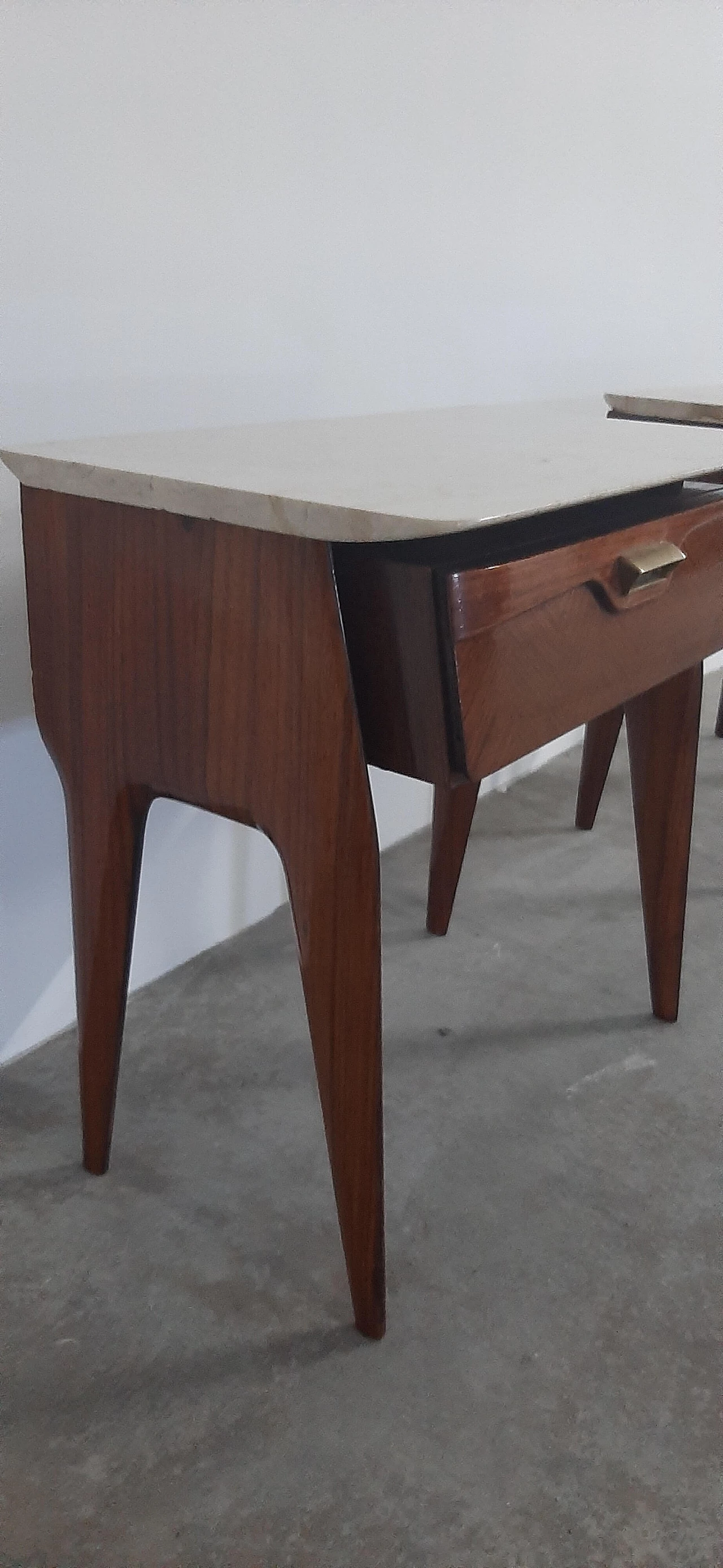 Pair of bedside tables in rosewood and Carrara marble top, 1960s 7