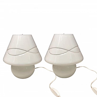 Coppia di lampade da tavolo in vetro di Murano bianco, anni '80