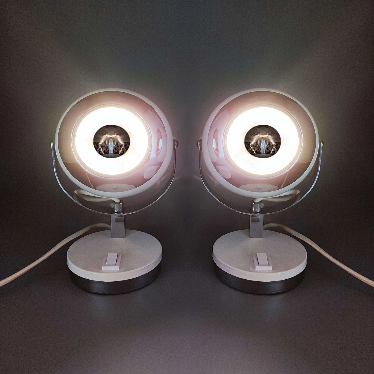 Pair of metal table lamps by Veneta Lumi, 1970s 6