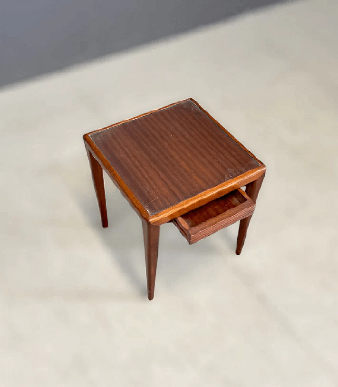 Pair of square mahogany side tables by Osvaldo Borsani, 1950s 6