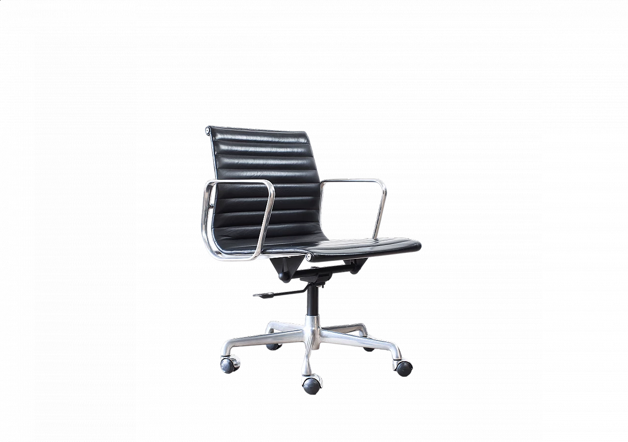EA 117 ICF office chair by Charles Eames for Herman Miller ICF, 1980s 10