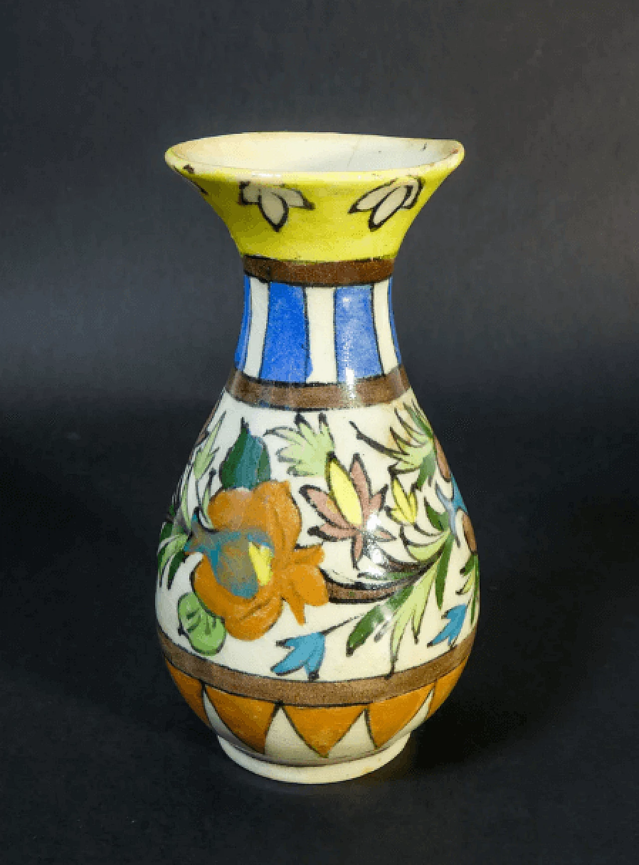 Persian painted ceramic vase, early 20th century 3