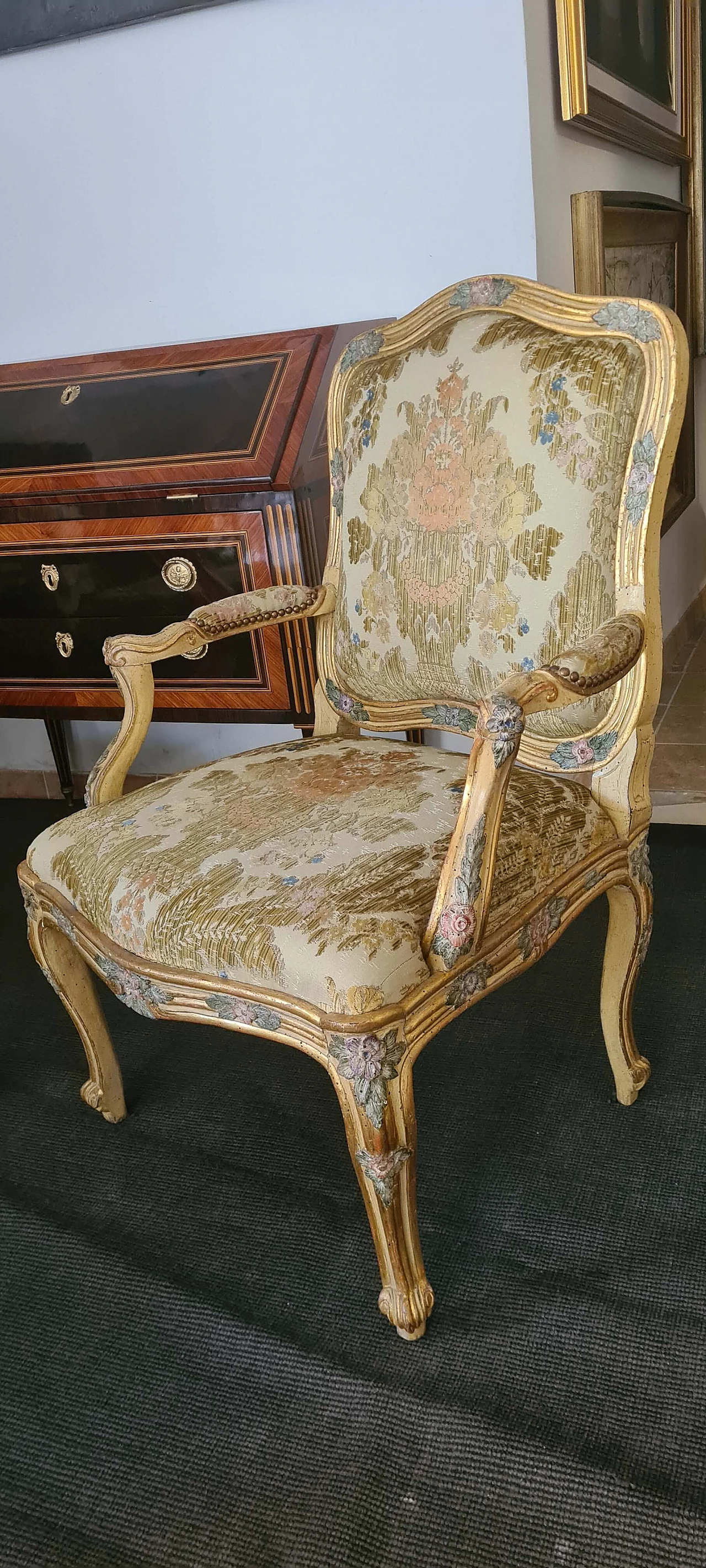 Pair of Louis XV armchairs in lacquered and gilded wood, mid-18th century 2