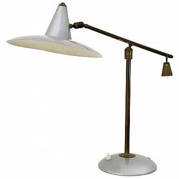 Lampada da tavolo in ottone e metallo verniciato, anni '50