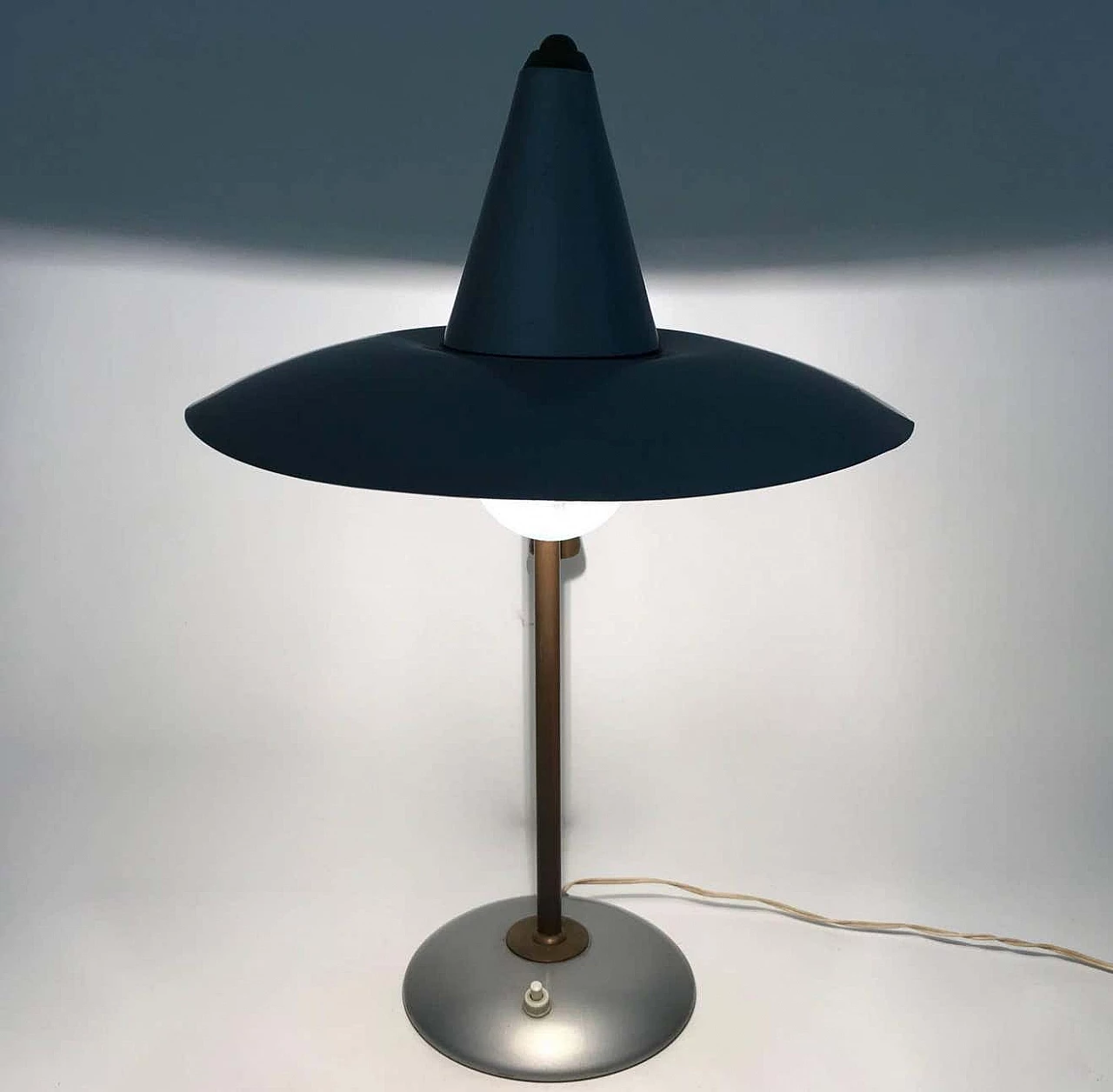 Brass and painted metal table lamp, 1950s 7