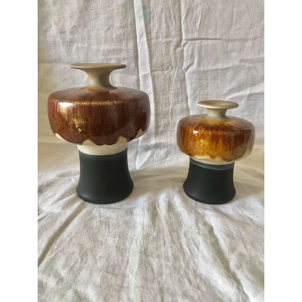Coppia di vasi in ceramica marrone e nera di Hutschenreuther, anni '70 5
