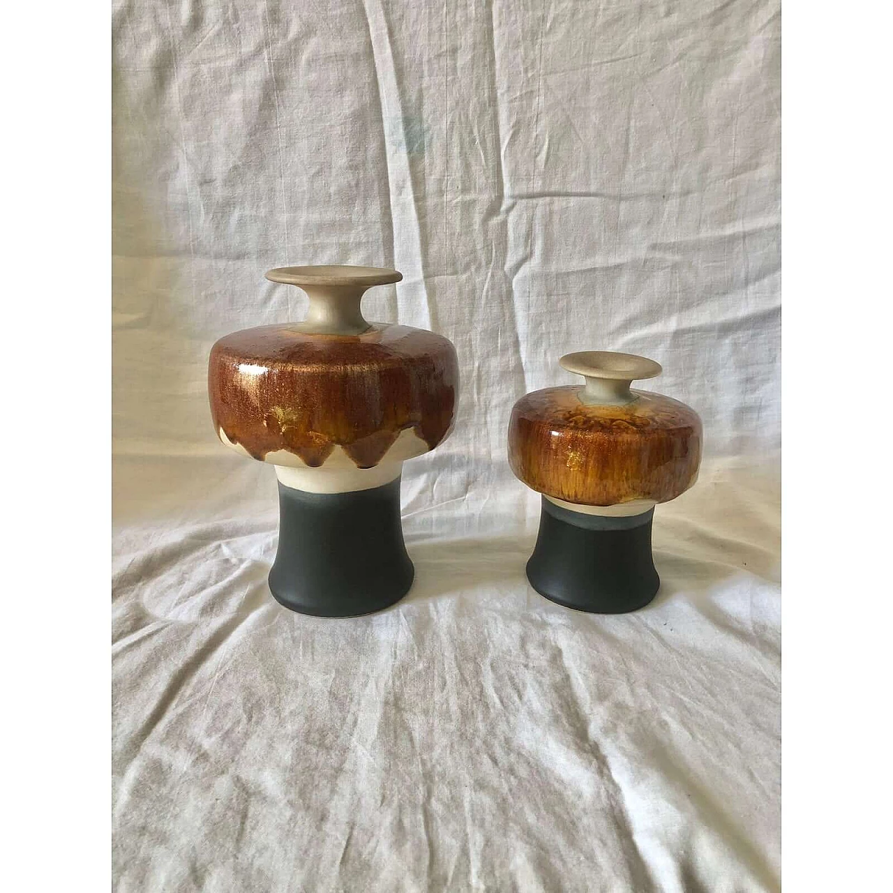 Coppia di vasi in ceramica marrone e nera di Hutschenreuther, anni '70 6