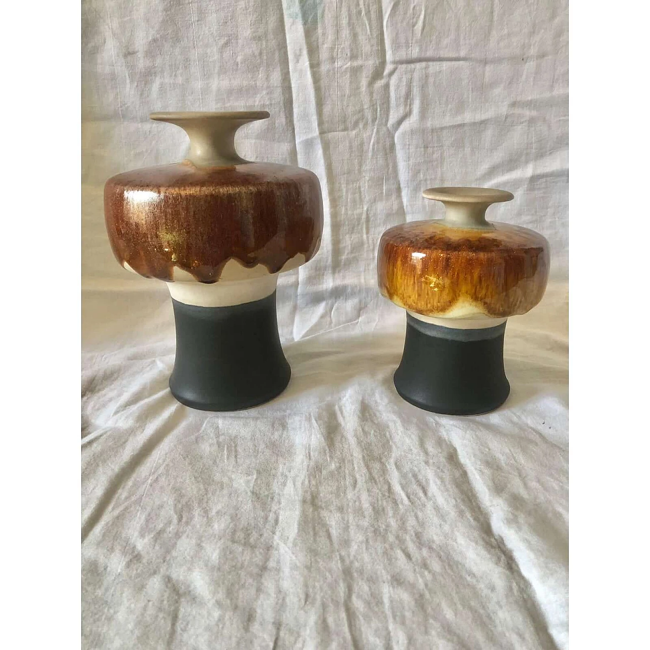 Coppia di vasi in ceramica marrone e nera di Hutschenreuther, anni '70 8