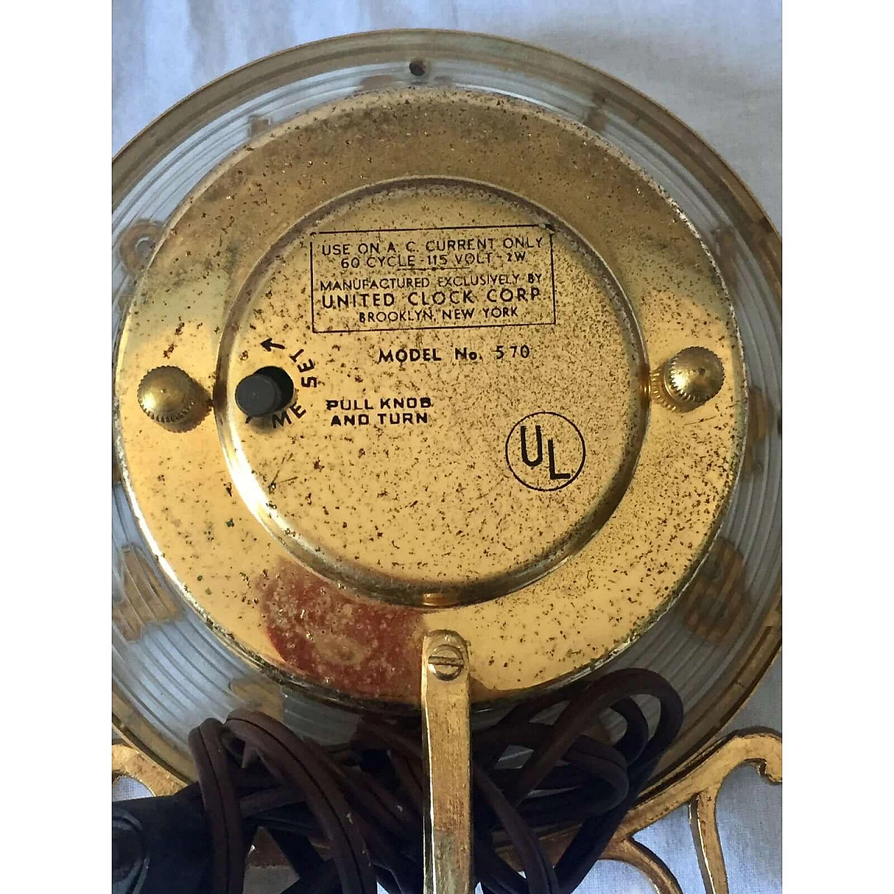 Orologio sveglia 570 di United Clock Corp, anni '40 2