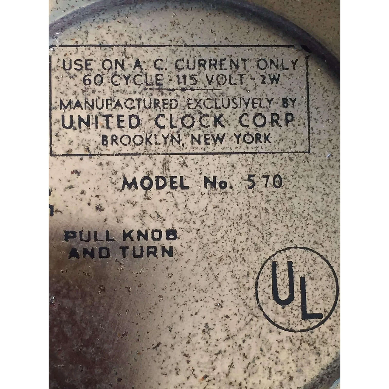 Orologio sveglia 570 di United Clock Corp, anni '40 5