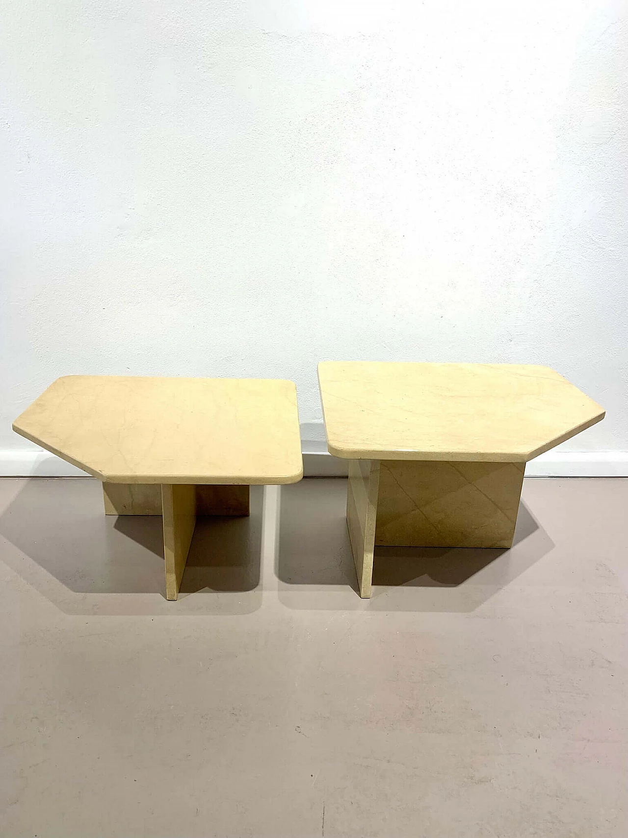 Pair of side tables in Portuguese marble, 1970s 2