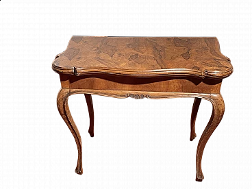 Walnut and briarwood game table, 20th century