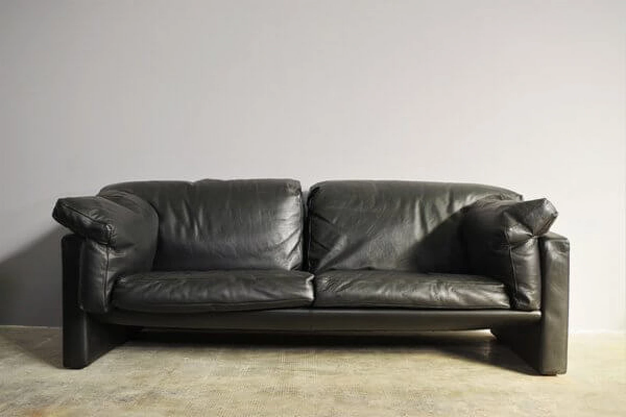 Coppia di poltrone e divano in pelle nera di Moroso, anni '80 22