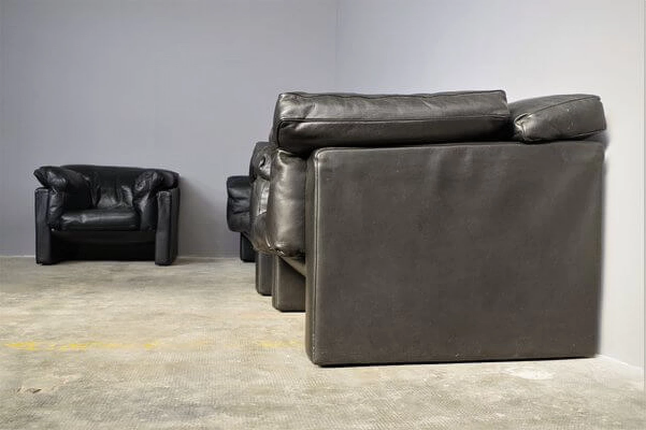 Coppia di poltrone e divano in pelle nera di Moroso, anni '80 25