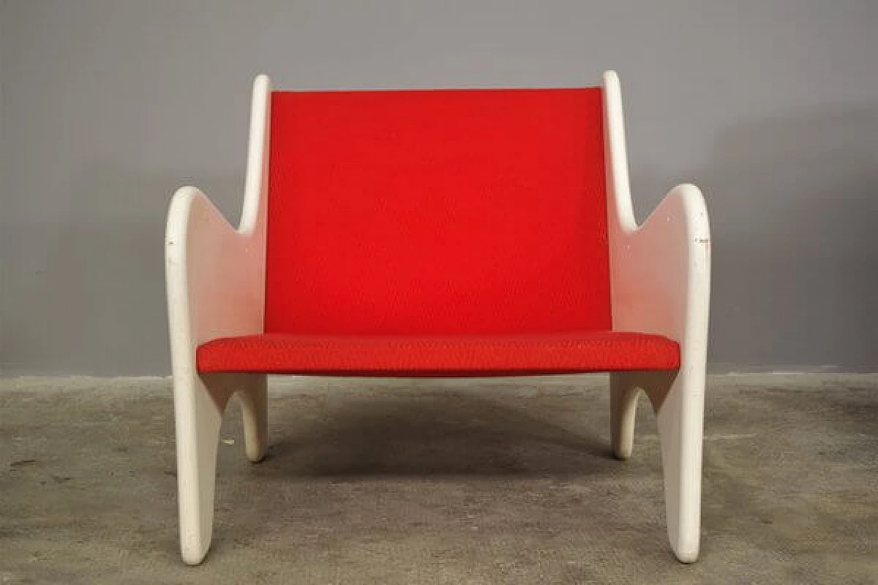 Pair of red and white armchairs, 1970s 12