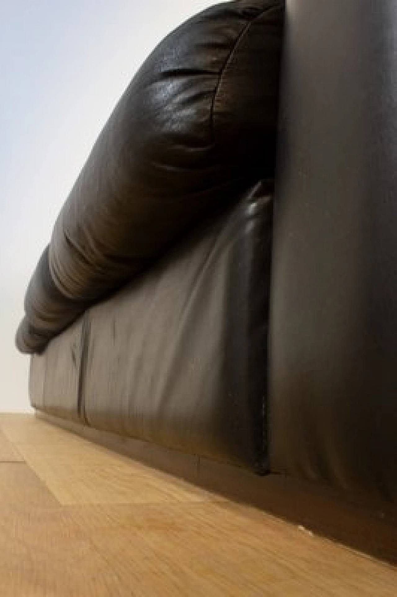 Black leatherette three-seater sofa, 1970s 6