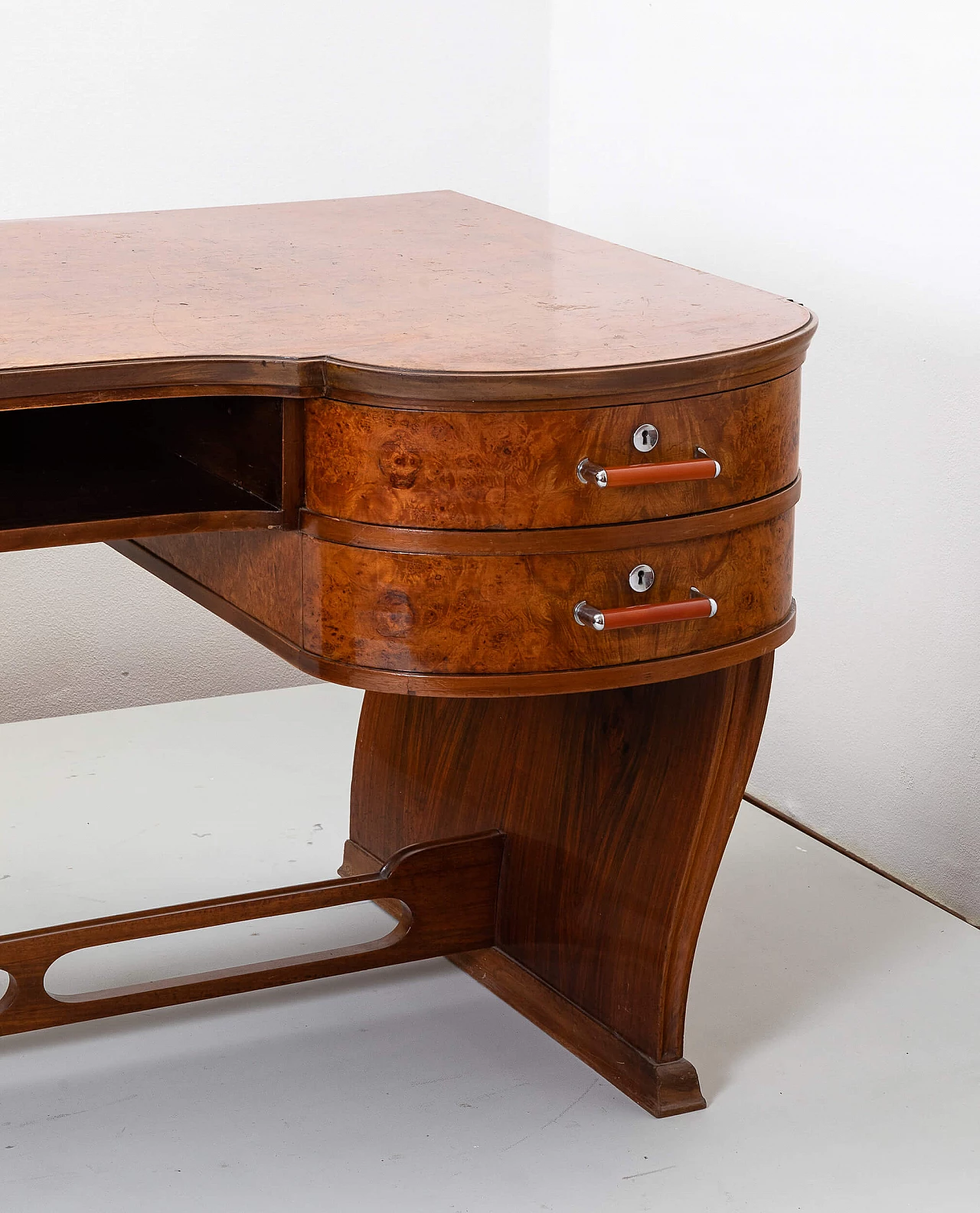 Art Deco curved desk in wood and briarwood, 1930s 10