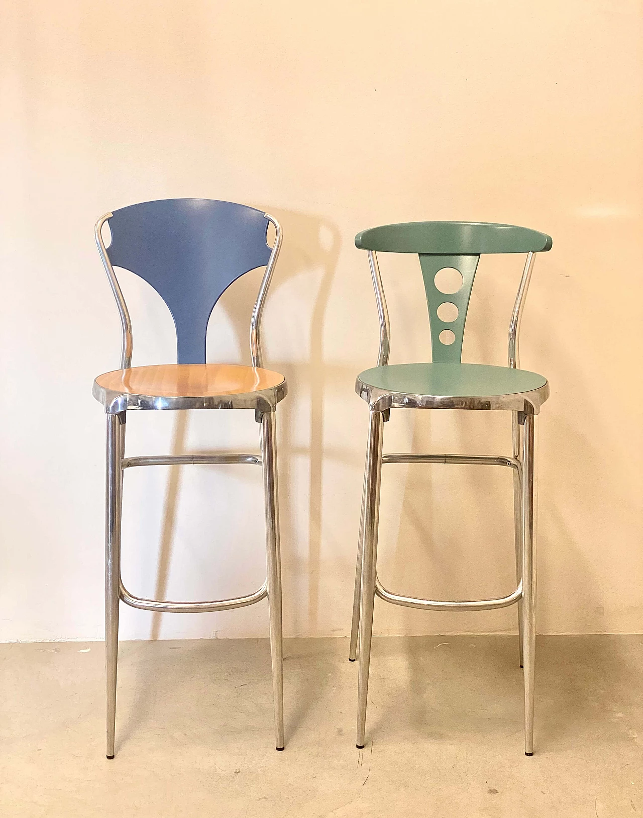Pair of bar stools by Origlia, 1980s 2