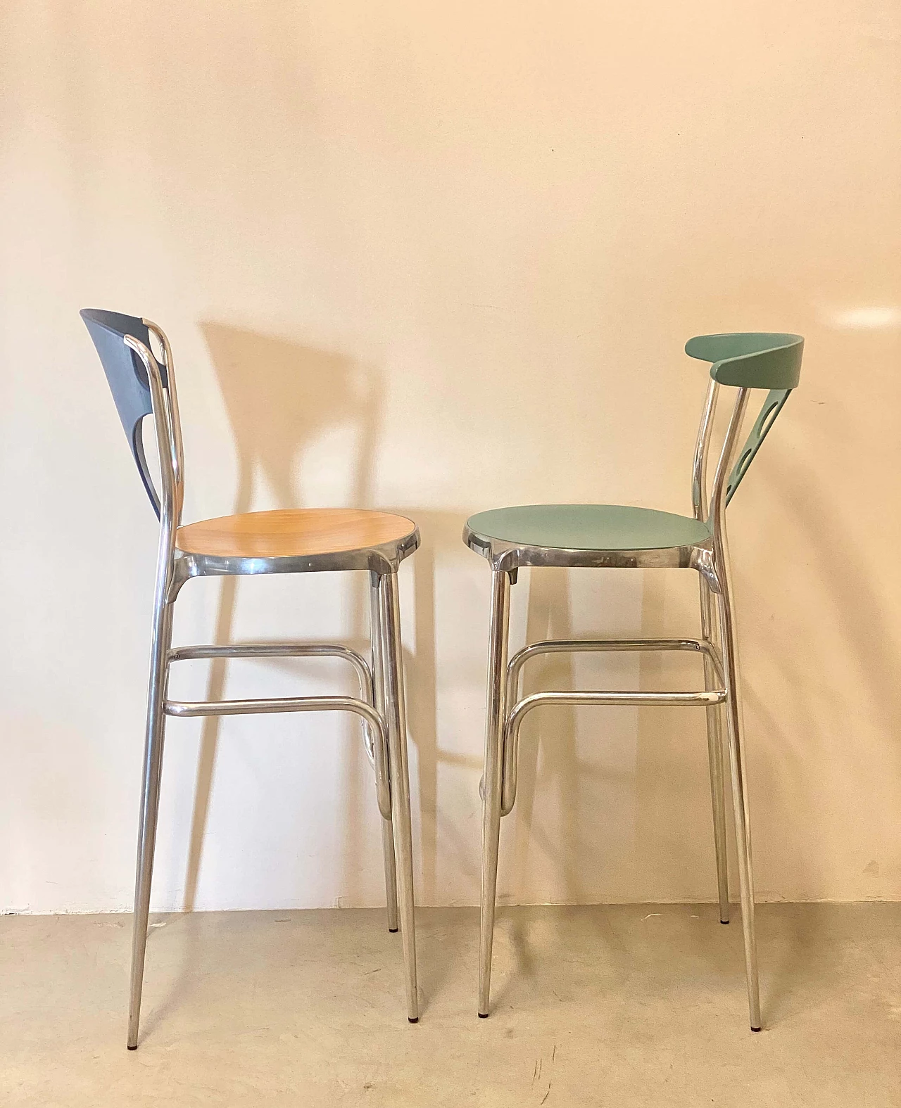 Pair of bar stools by Origlia, 1980s 3