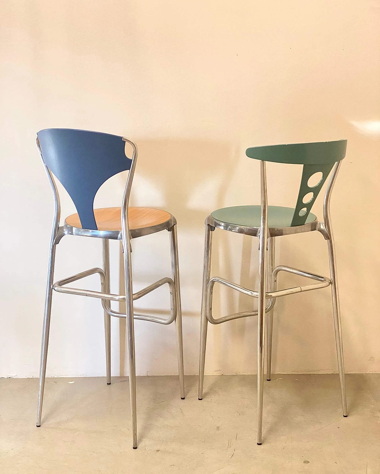 Pair of bar stools by Origlia, 1980s 4