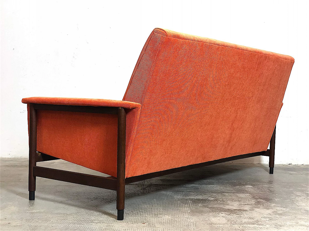 Divano con tessuto arancione di Gigi Radice per Minotti, anni '60 7