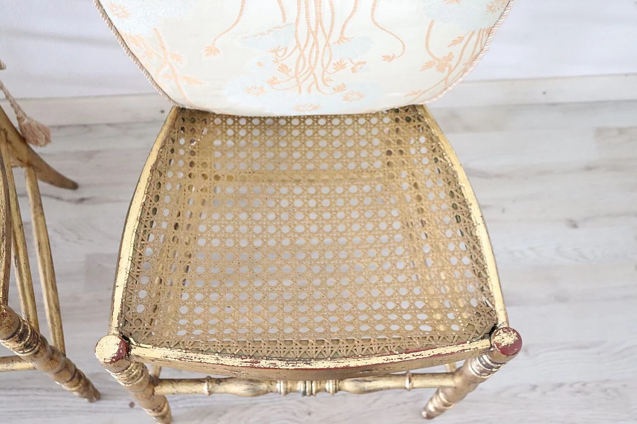 Pair of Chiavarine-type chairs in gilded wood with gold leaf, 19th century 8