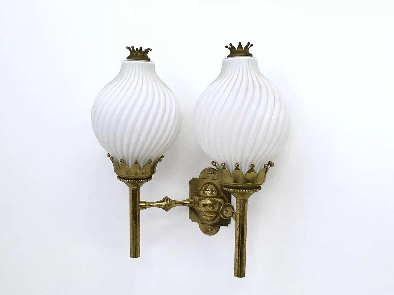 Two-light wall lamp in opaline glass and brass by Arredoluce, 1950s 2